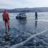 На Байкале в районе Малого моря под лед провалился еще один автомобиль