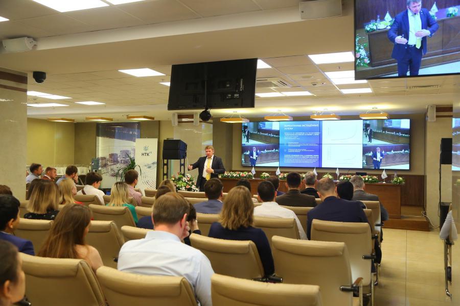 <p>Четвертая научно-техническая конференция ИНК.<br /> Фото: А. Фёдоров</p> 