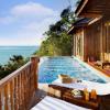   . Santhiya Resort & Spa-Koh Yao Yai,    , .  -      ,           20 .    -  , , -,       .      ,         .