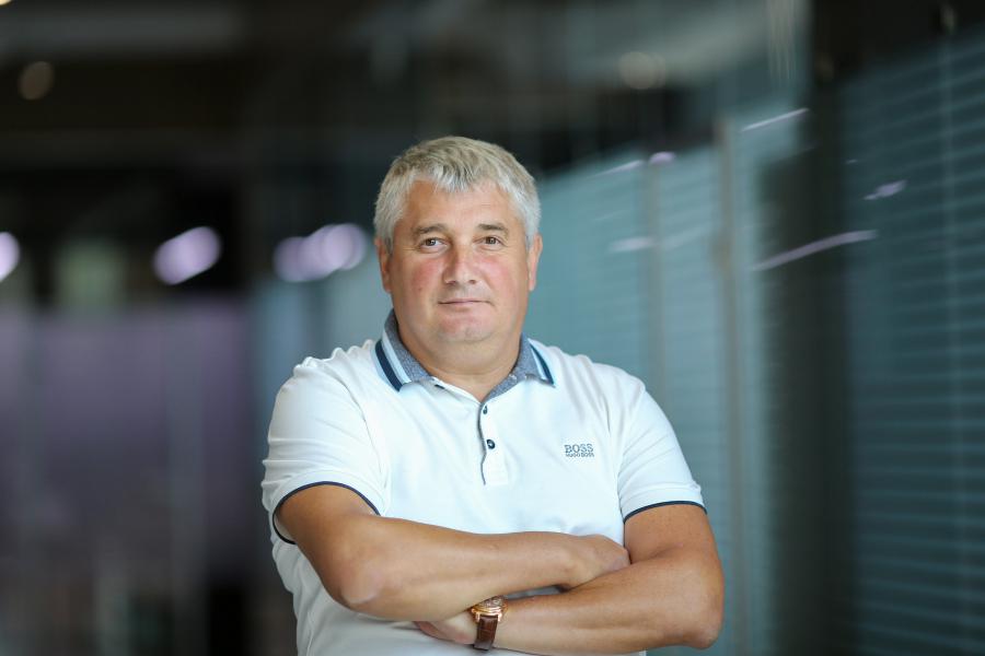 <p>Виктор Захаров, директор дистрибьюторской и логистической компании «Сервико».<br />
Фото: Евгений Козырев.</p>
