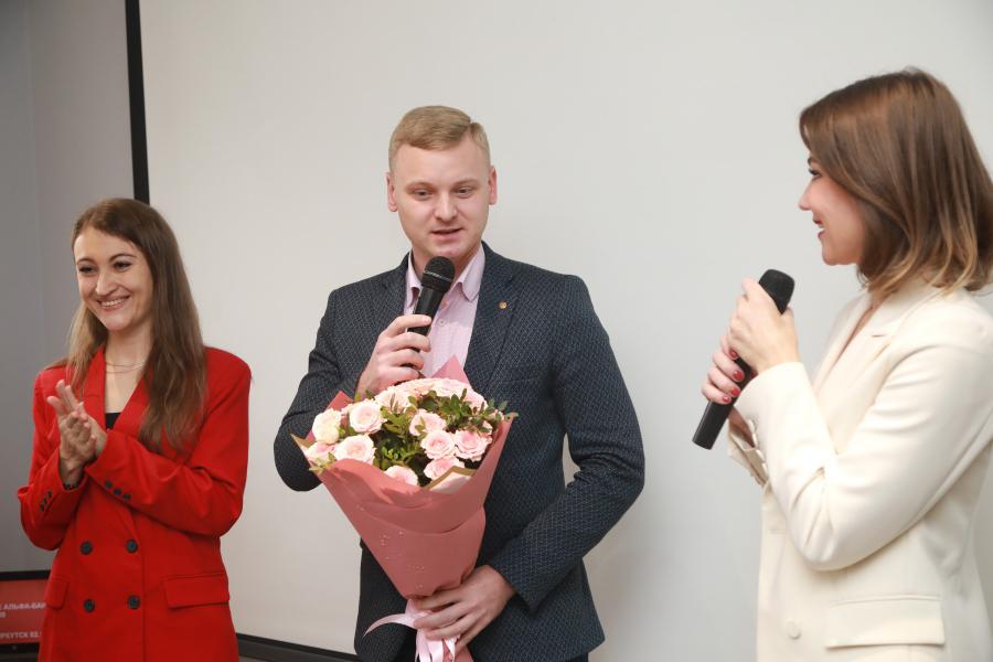<p>Альфа-Банк открыл новый головной офис в Иркутске на улице Кожова, 20</p>

