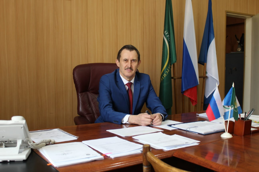 <p>Николай Дмитриев, ректор ИрГАУ</p>
